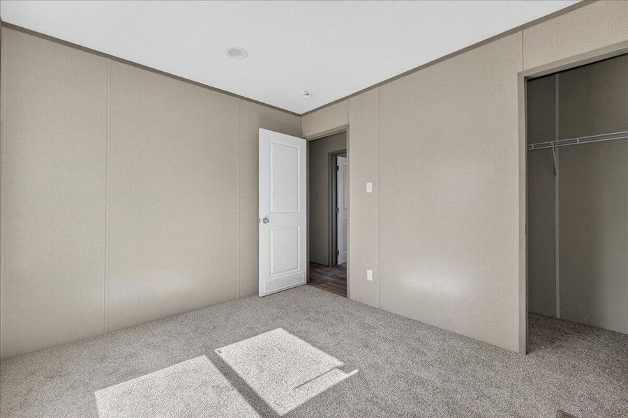 Spacious, unfurnished interior of a new home in , Walterboro (Image 17). Spacious, unfurnished interior of a new home in , Walterboro (Image 17).