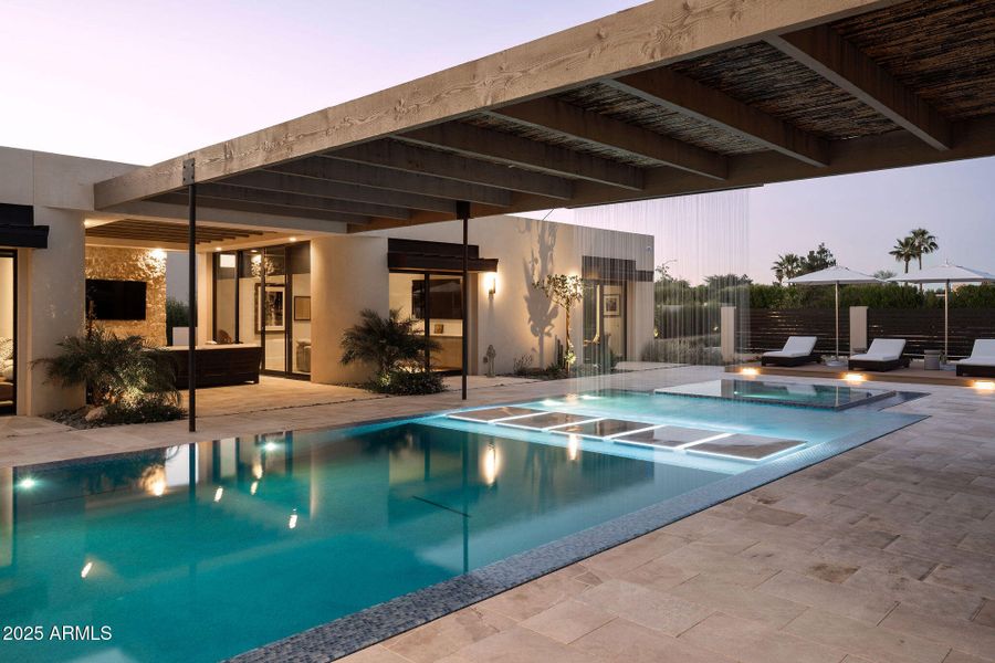 7034 E Paradise Dr 7034 E Paradise Dr