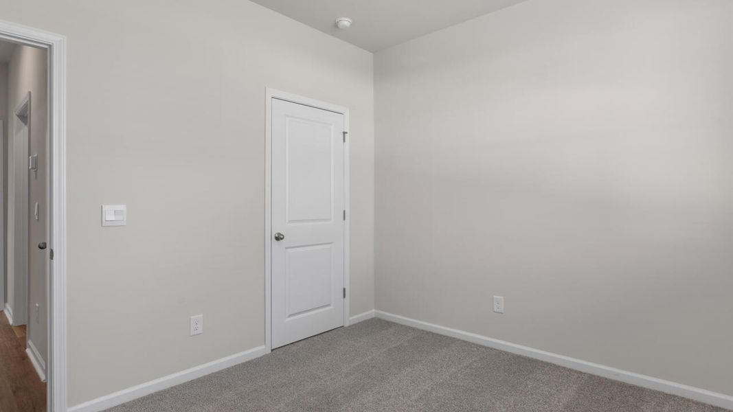 Representative unfurnished interior of a home built from the ARIA by D.R. Horton in Mariners Reach, Bolivia (Image 23).