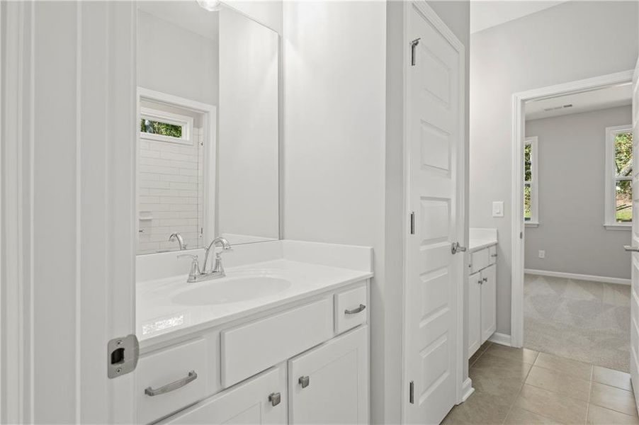 Furnished interior view inside a new home in Chattahoochee Reserve, Cumming (Image 8). Furnished interior view inside a new home in Chattahoochee Reserve, Cumming (Image 8).