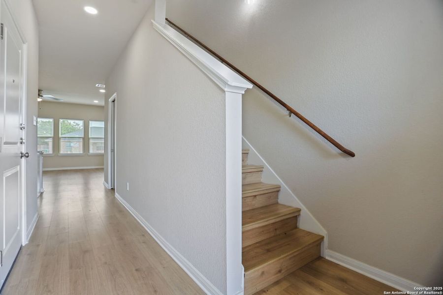 Image 18 of a home in .