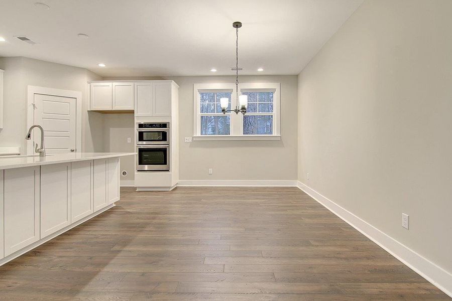 Spacious, unfurnished interior of a new home in Creek Pointe, Moncks Corner (Image 11).