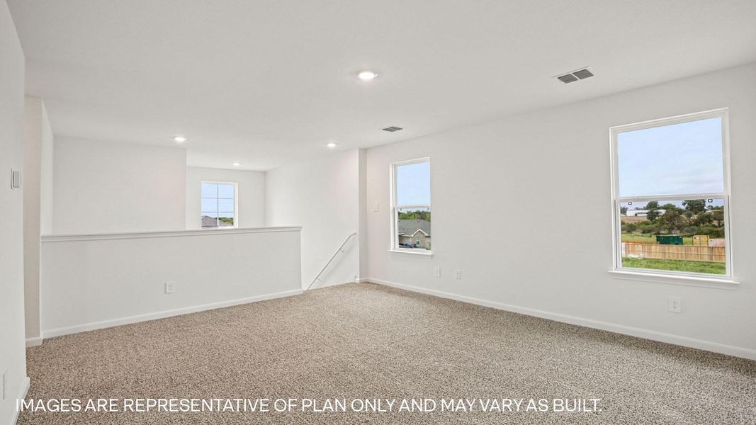 Representative unfurnished interior of a home built from the The Pierce by D.R. Horton in Briarwood, Elgin (Image 23).
