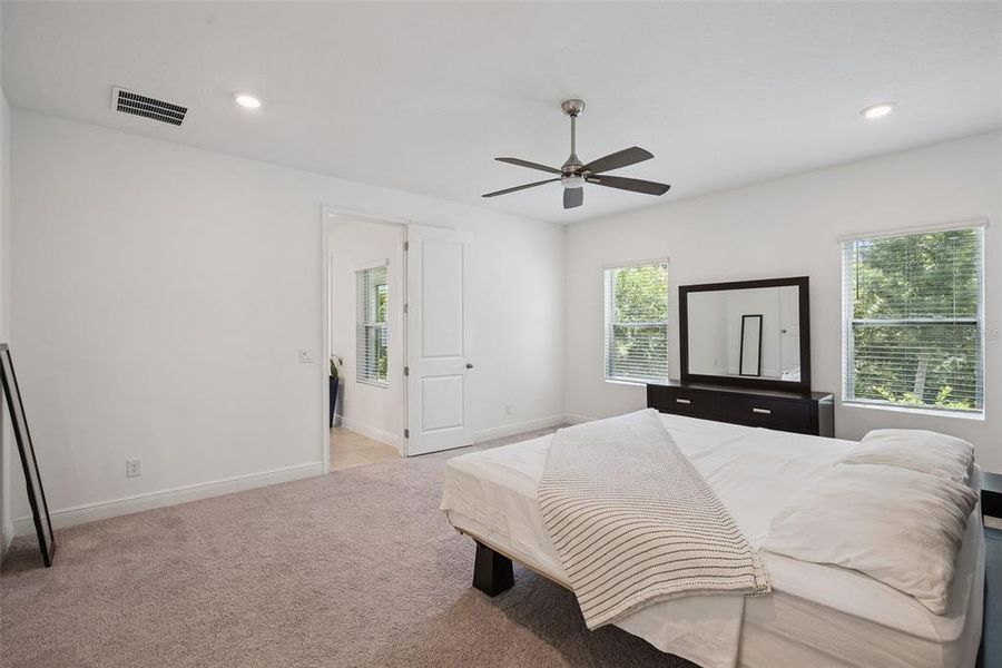 Furnished interior view inside a new home in , Deltona (Image 5).