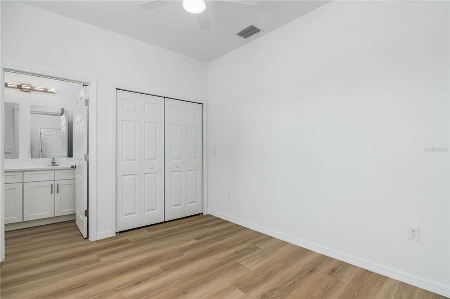 Spacious, unfurnished interior of a new home in , Palm Bay (Image 29).