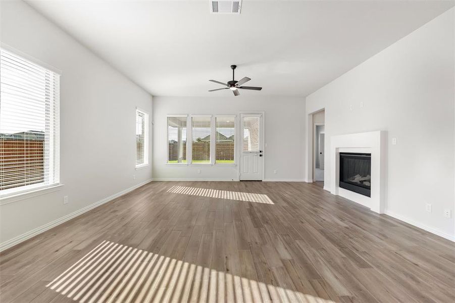 Spacious, unfurnished interior of a new home in Northstar, Haslet (Image 27).