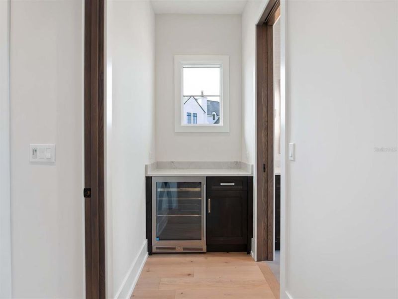 Furnished interior view inside a new home in , Orlando (Image 15).