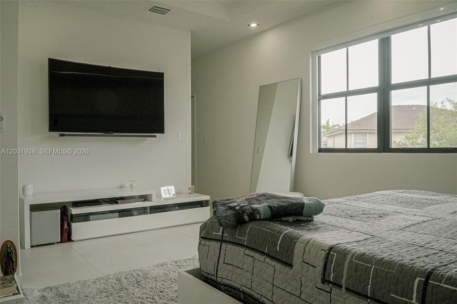 Furnished interior view inside a new home in , Miami (Image 24). Furnished interior view inside a new home in , Miami (Image 24).