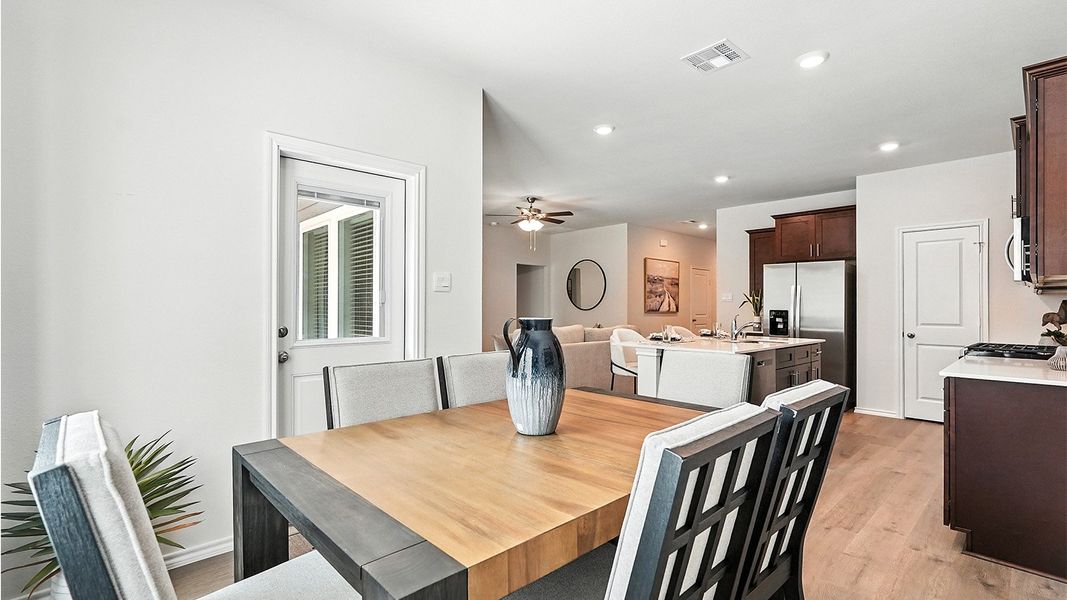 Representative furnished interior of a home built from the Naples by D.R. Horton in The Reserve at Timber Creek, Lindale (Image 15).