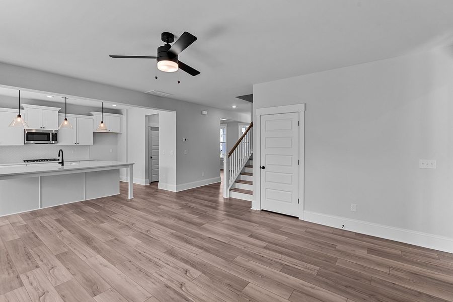 Spacious, unfurnished interior of a new home in Hanes Lake, Winston-Salem (Image 25).