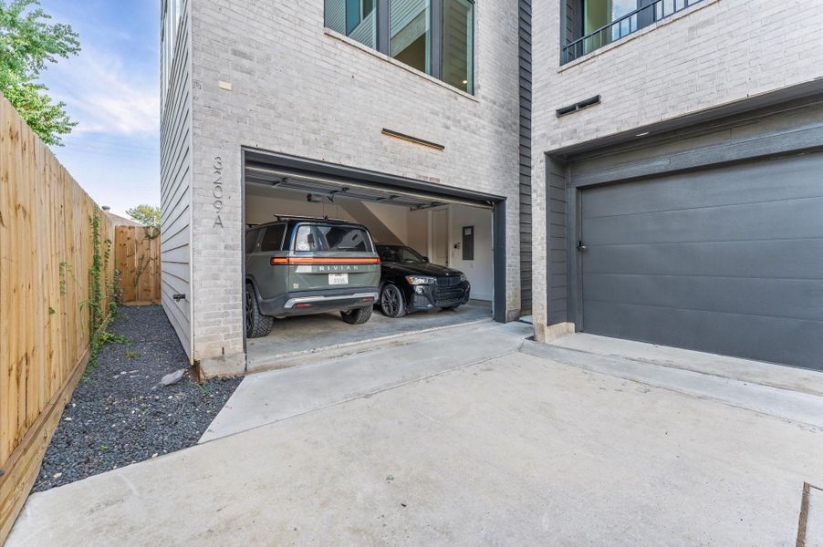 Large garage 21.2 X 19.8 Large garage 21.2 X 19.8