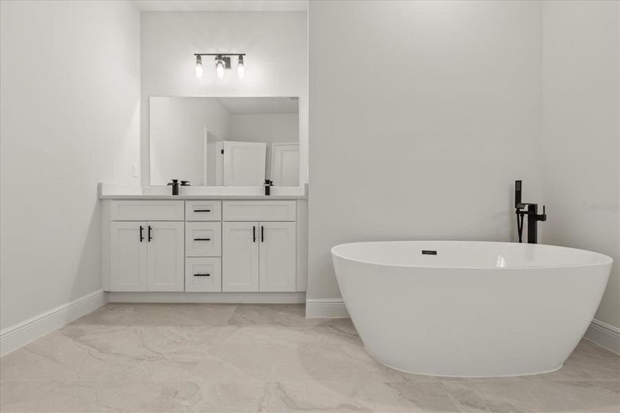 Furnished interior view inside a new home in , Ocala (Image 5).