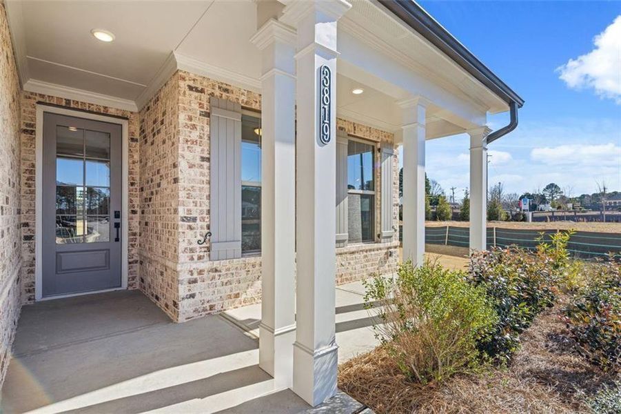 Exterior details and patio area of a home in Soleil Summit Chase, Snellville (Image 4).