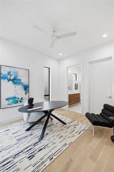 Furnished interior view inside a new home in , Dallas (Image 30).