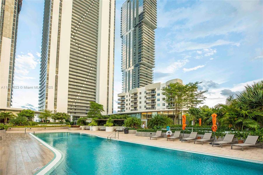 Community amenities in , Miami (Image 90). Community amenities in , Miami (Image 90).