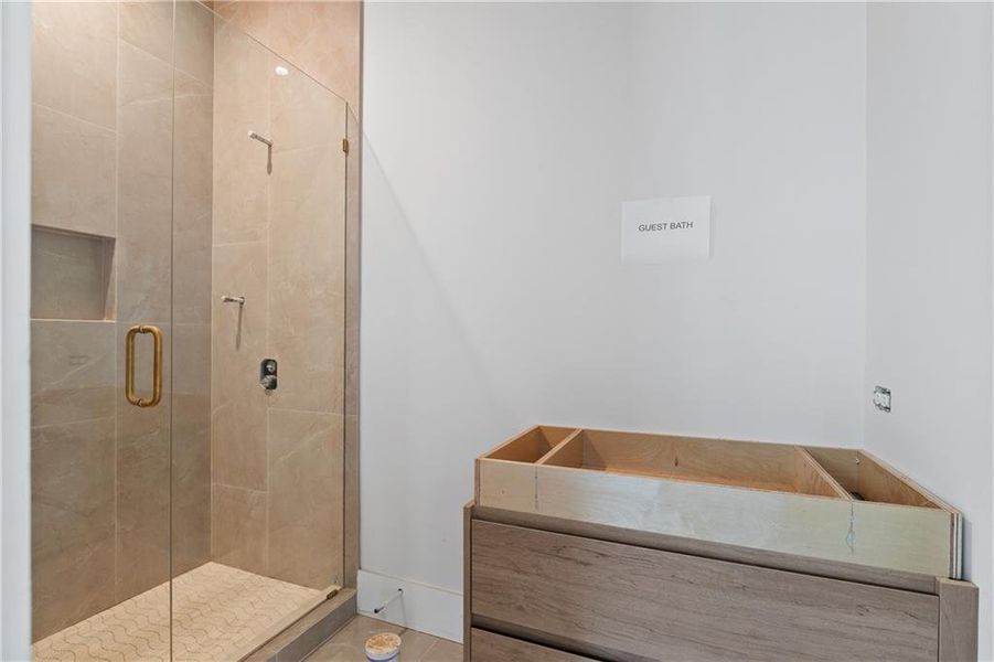 Image 18 of a home in .