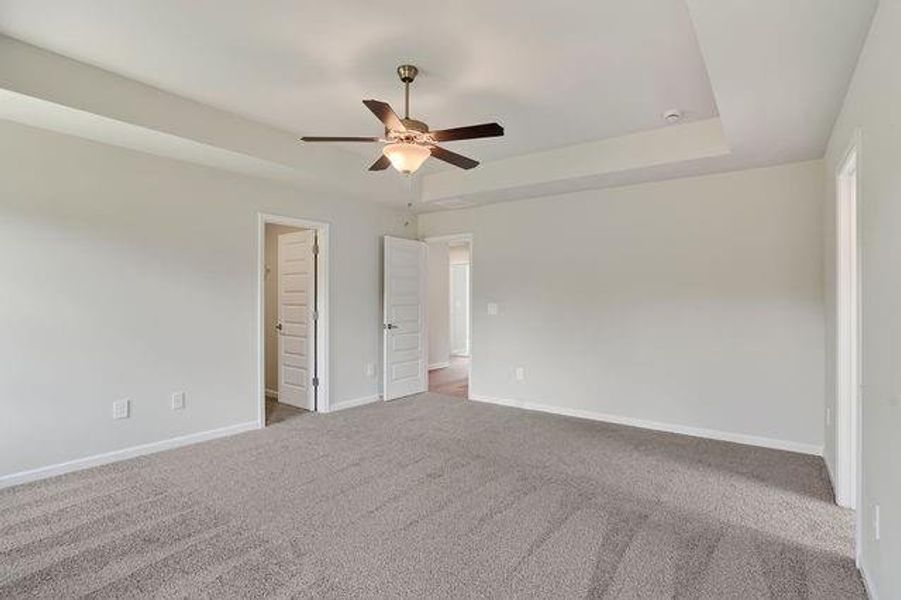 Spacious, unfurnished interior of a new home in Austin Ridge, Commerce (Image 25).
