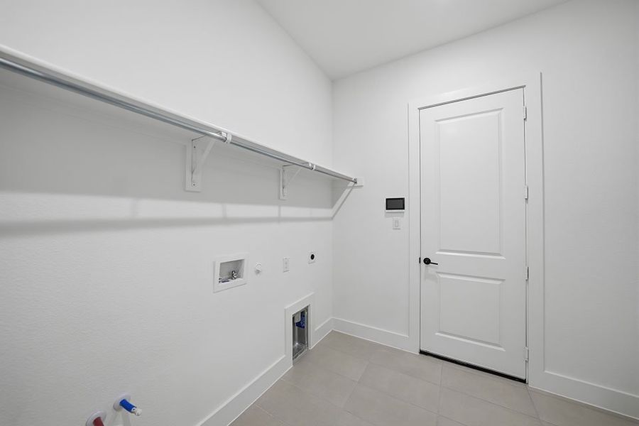Spacious, unfurnished interior of a new home in Inspiration - Paradise Village, Lucas (Image 22). Spacious, unfurnished interior of a new home in Inspiration - Paradise Village, Lucas (Image 22).