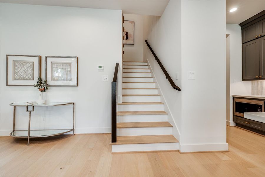 Spacious, unfurnished interior of a new home in , Houston (Image 21).