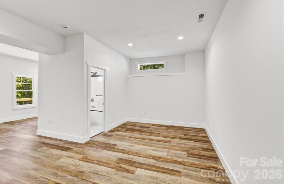 Spacious, unfurnished interior of a new home in , Asheville (Image 35). Spacious, unfurnished interior of a new home in , Asheville (Image 35).