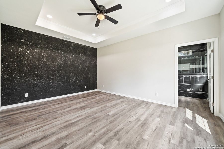Spacious, unfurnished interior of a new home in , Beeville (Image 26).