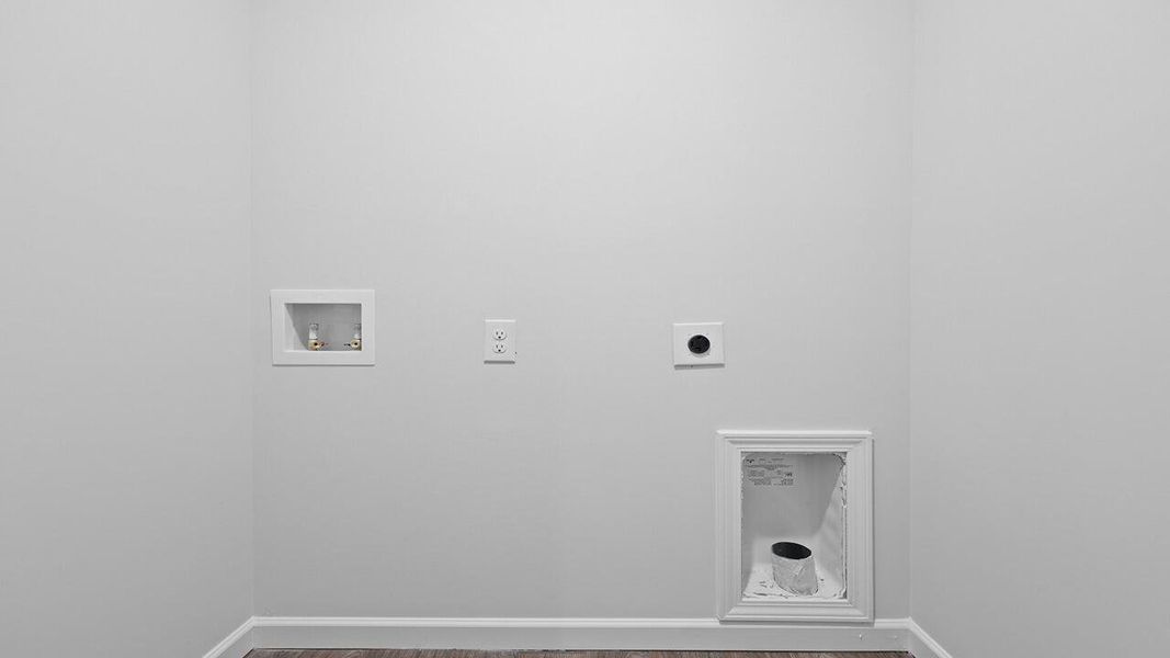 Spacious, unfurnished interior of a new home in Pineview North, Summerville (Image 27).