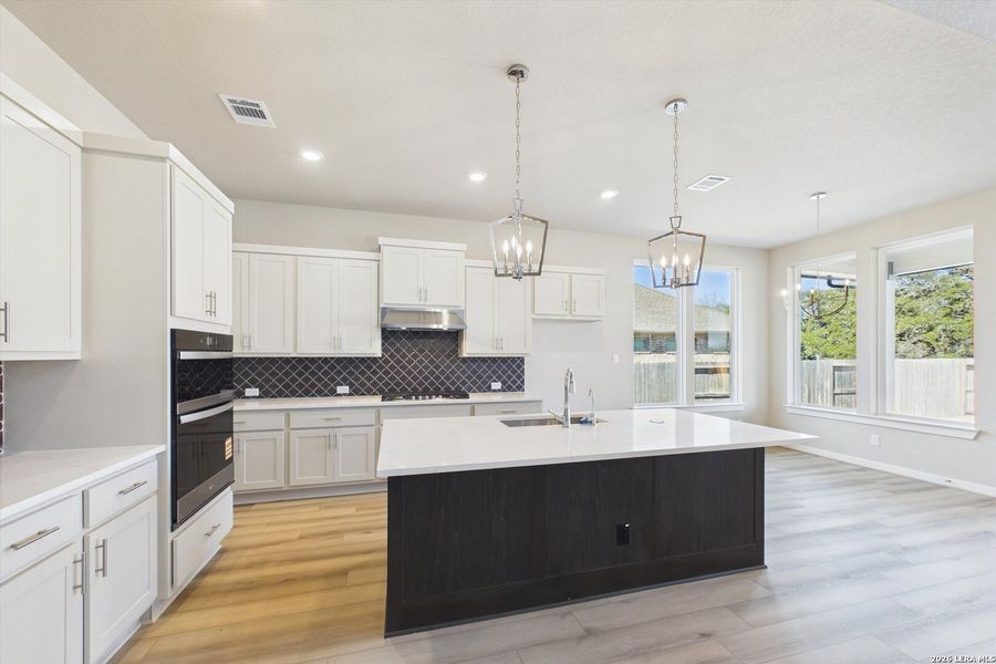 Furnished interior view inside a new home in Foxbrook, Cibolo (Image 8).