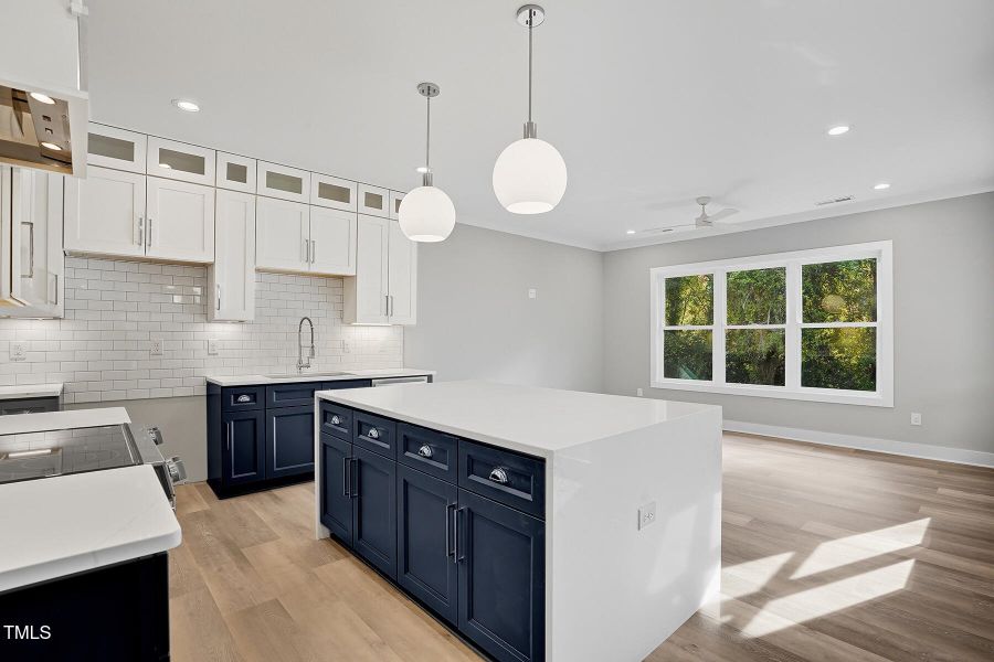 304 King Charles Unit 1-64 304 King Charles Unit 1-64