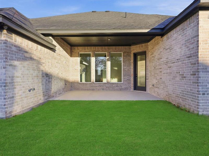 Exterior details and patio area of a home in , Granbury (Image 3). Exterior details and patio area of a home in , Granbury (Image 3).