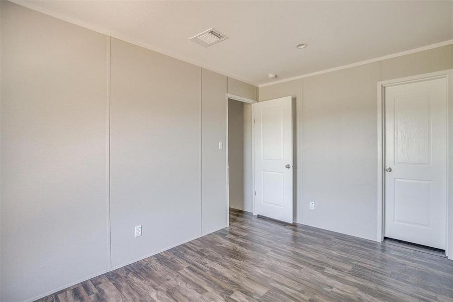 Spacious, unfurnished interior of a new home in , Grandview (Image 14). Spacious, unfurnished interior of a new home in , Grandview (Image 14).