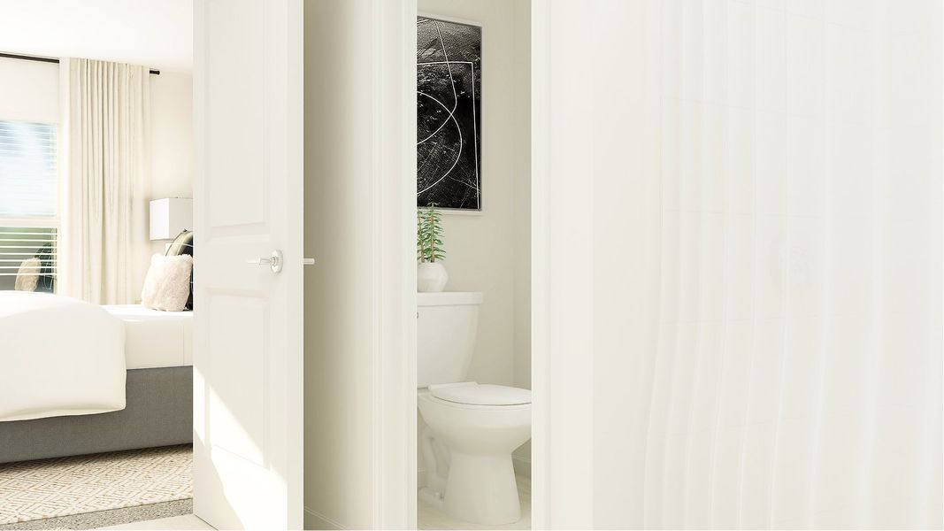 2277 Lincoln Owners Bath 1of2 F1 Base2 100925