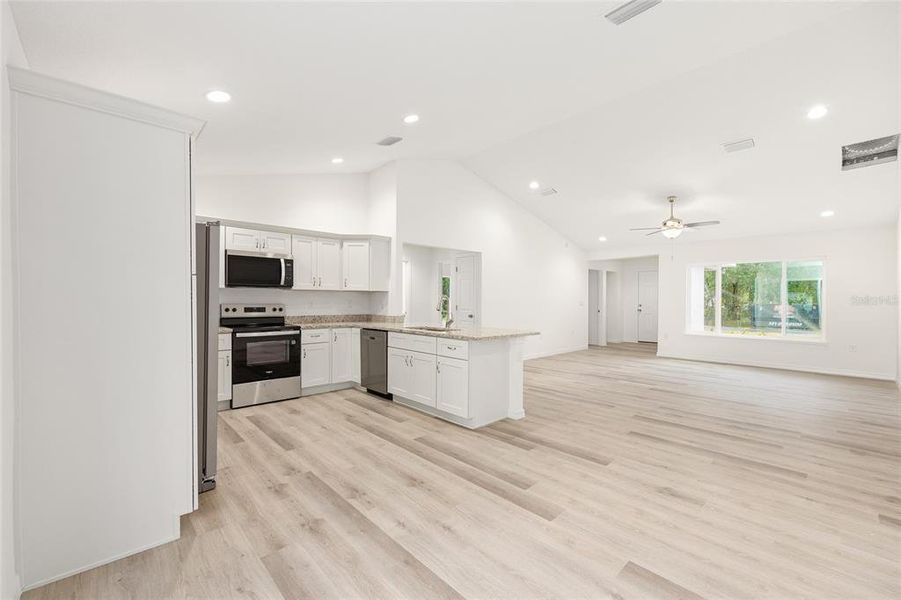 Furnished interior view inside a new home in , Ocala (Image 19).