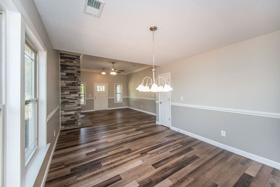 Representative unfurnished interior of a home built from the Pacific by Enchanted Homes in Arcadia Village, Spartanburg (Image 32).