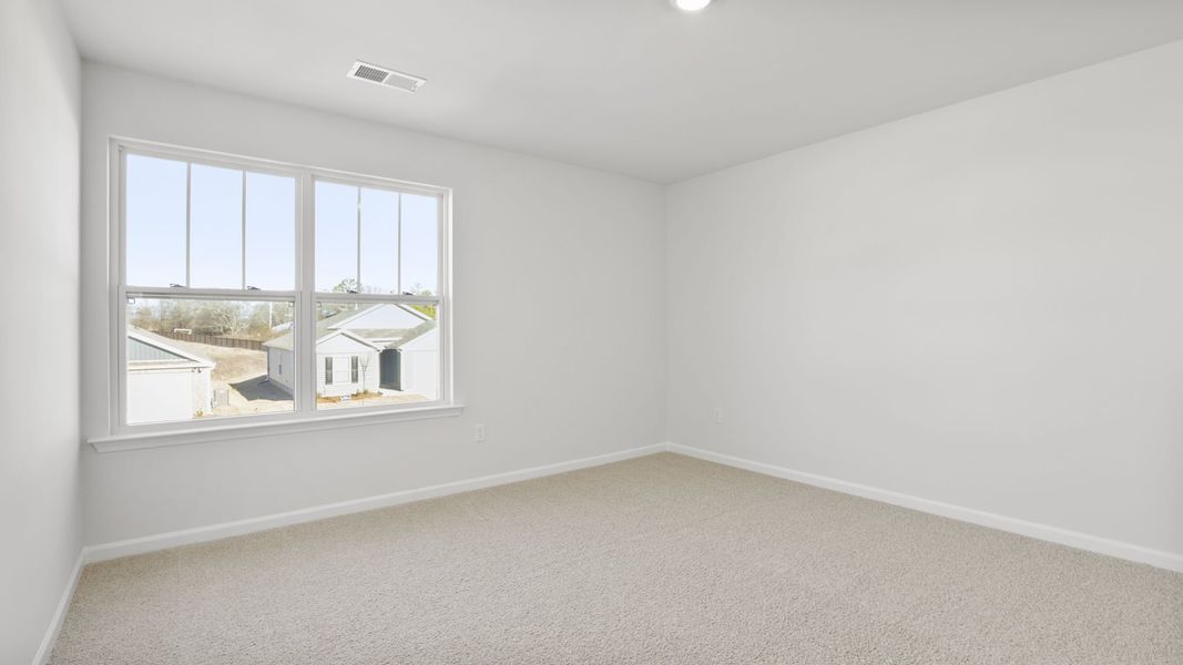Spacious, unfurnished interior of a new home in Cedar Gap, Fountain Inn (Image 26).