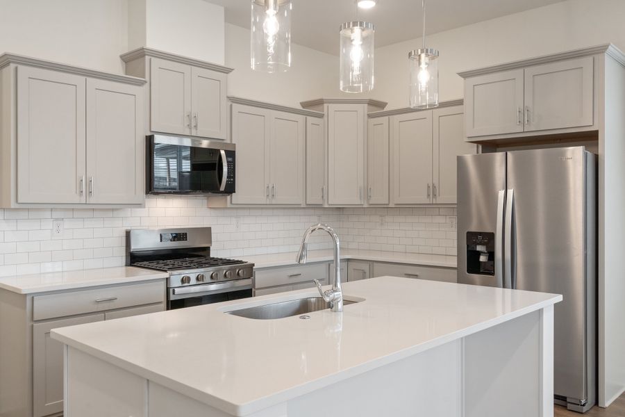 Furnished interior view inside a new home in Myers Park, Arlington (Image 8).