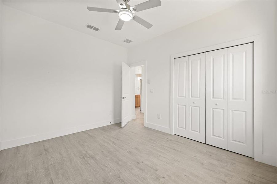 Spacious, unfurnished interior of a new home in , Palm Bay (Image 32).