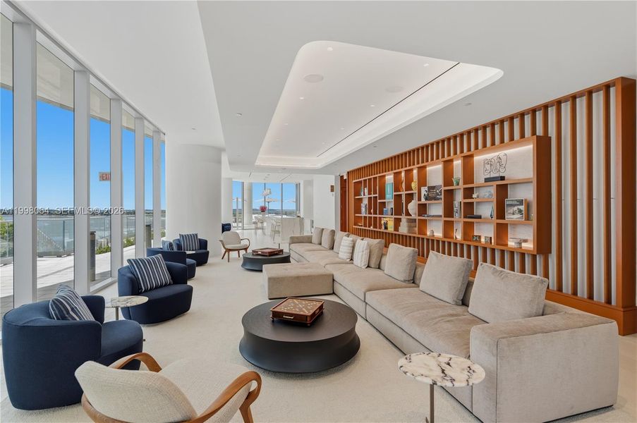 Resident Lounge Resident Lounge