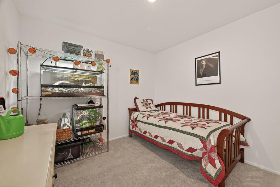 Furnished interior view inside a new home in , Baytown (Image 9).