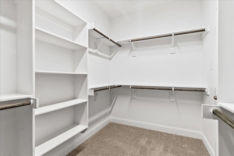 Image 38 of a home in Honeysuckle Ranch.