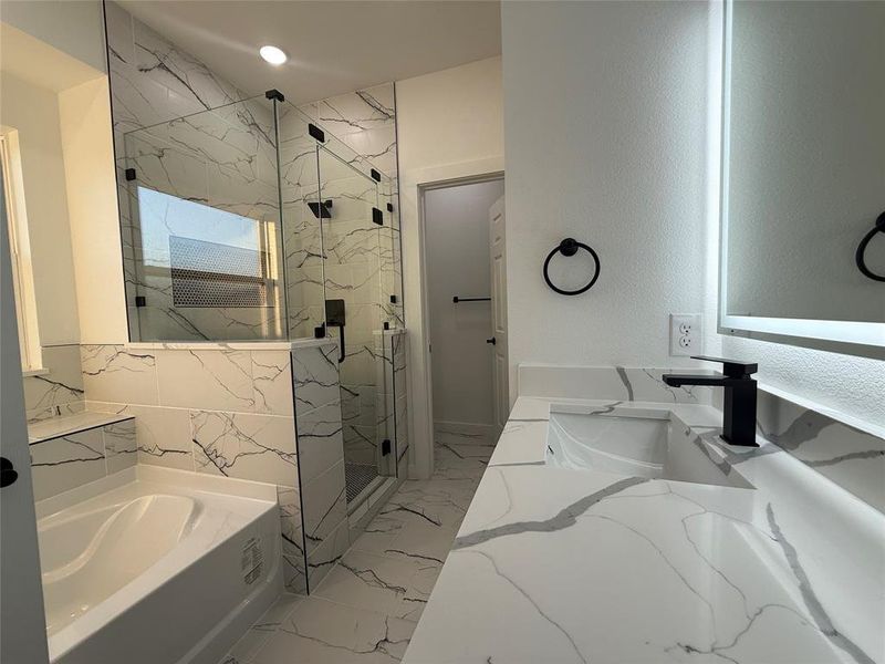 Furnished interior view inside a new home in , Red Oak (Image 11).