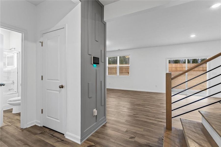 Spacious, unfurnished interior of a new home in Alcovy Trace, Lawrenceville (Image 26).