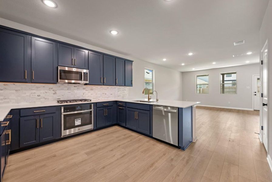 Furnished interior view inside a new home in Patterson Ranch, Georgetown (Image 18).