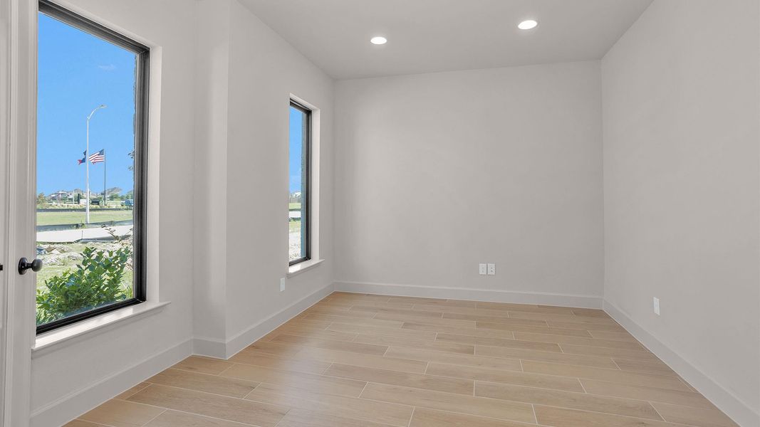 Spacious, unfurnished interior of a new home in Legacy Prairie at Katy Court, Katy (Image 11).