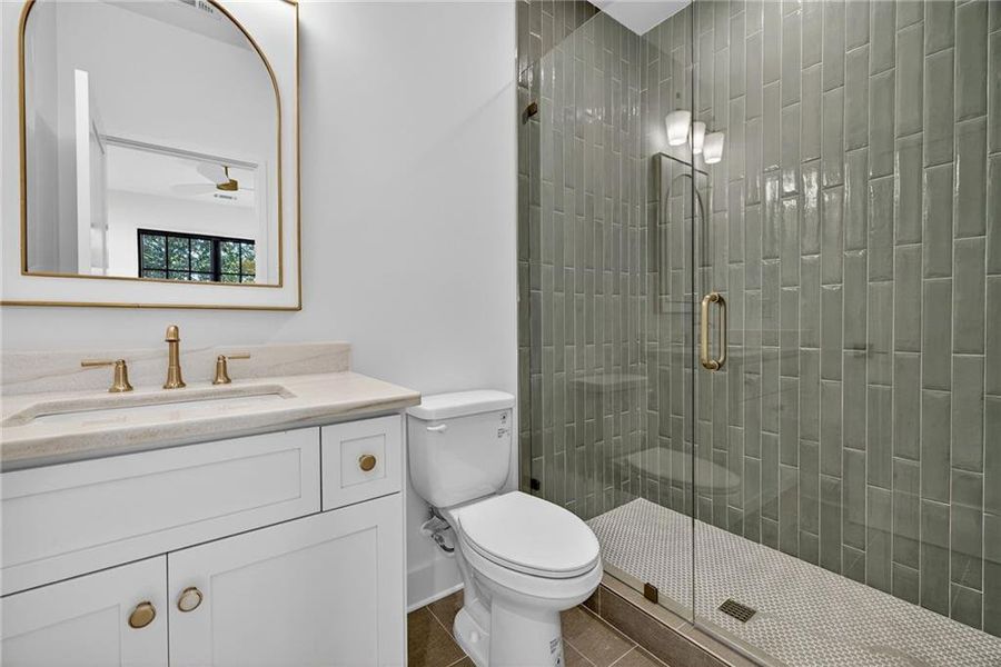 Furnished interior view inside a new home in , Atlanta (Image 52).