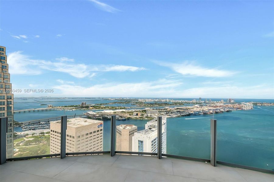 Condo located in Miami, FL showcasing its design and architecture (Image 27). Condo located in Miami, FL showcasing its design and architecture (Image 27).