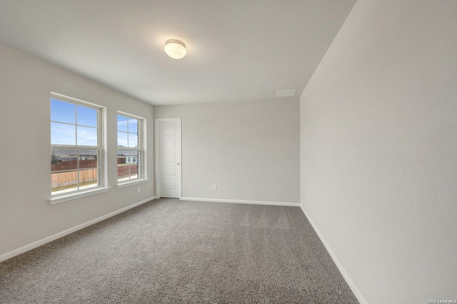 Spacious, unfurnished interior of a new home in Winding Brook, San Antonio (Image 44).
