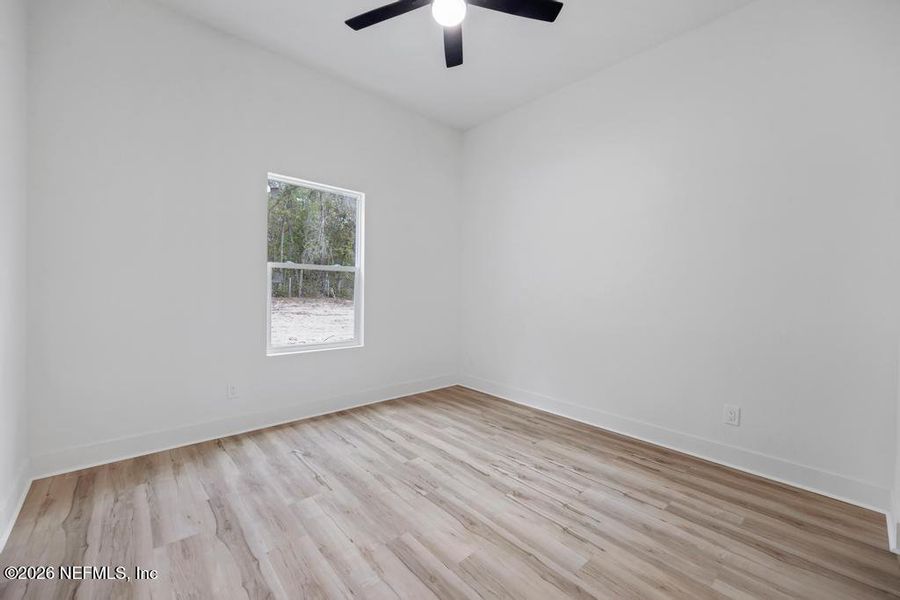 Spacious, unfurnished interior of a new home in , Keystone Heights (Image 24).