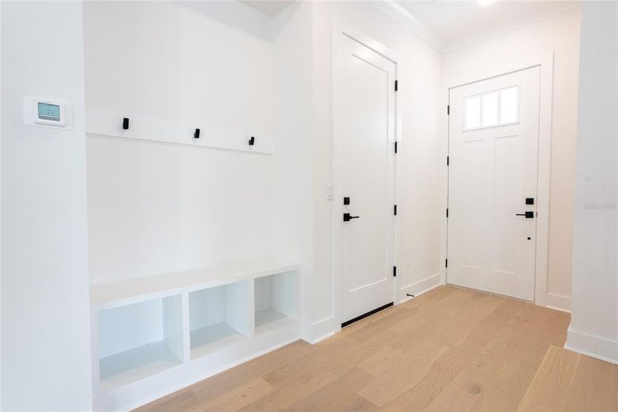 Spacious, unfurnished interior of a new home in , St. Petersburg (Image 20).