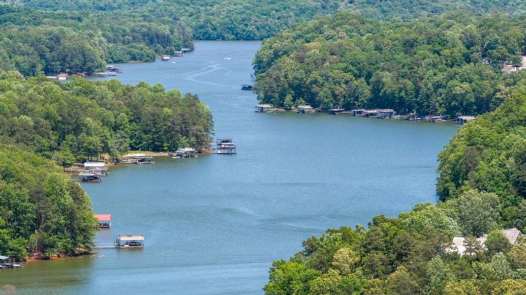 Image 86 of a home in .