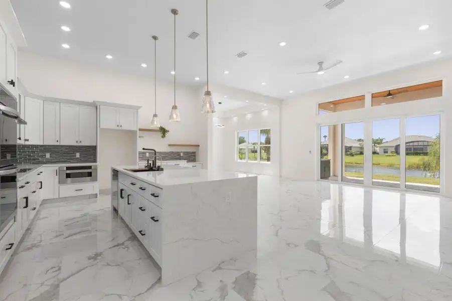 4-web-or-mls-116 Longview Way N-4